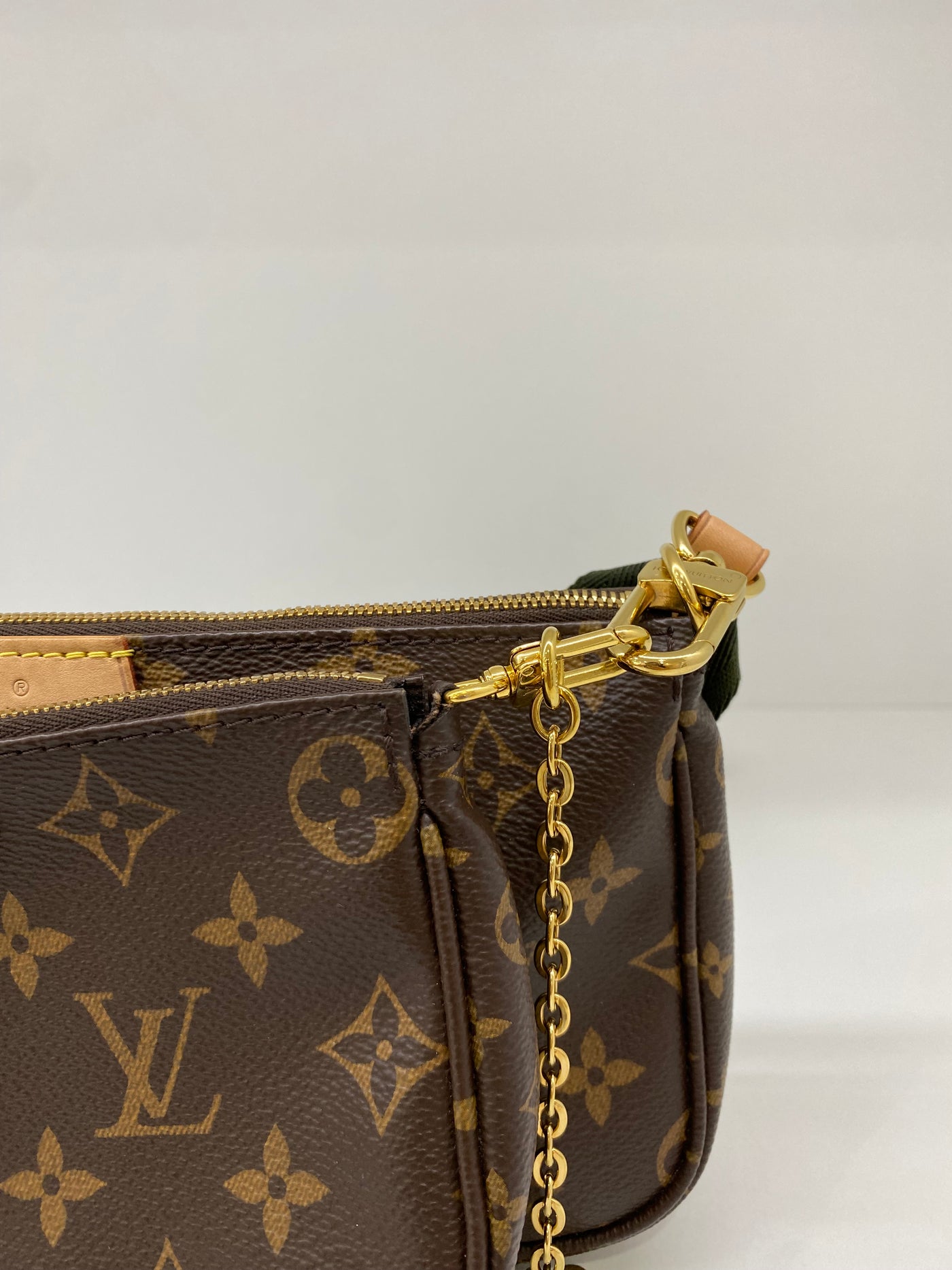 Louis Vuitton Multi Pochette GHW