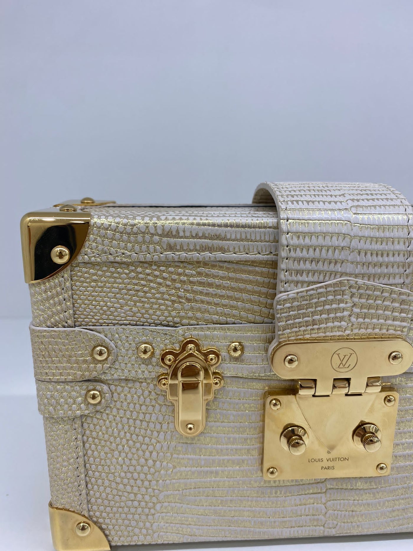 Louis Vuitton Top Quality M40273 Bright Gold Petite Malle Handbag